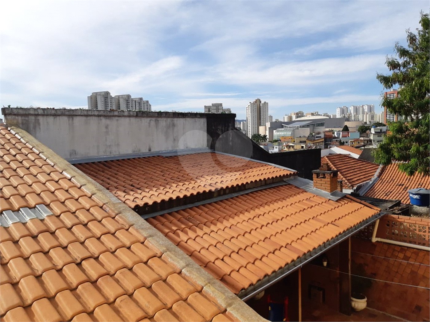 Sobrado à venda com 3 quartos, sendo 1 suíte, em Vila Romero, São Paulo, SP