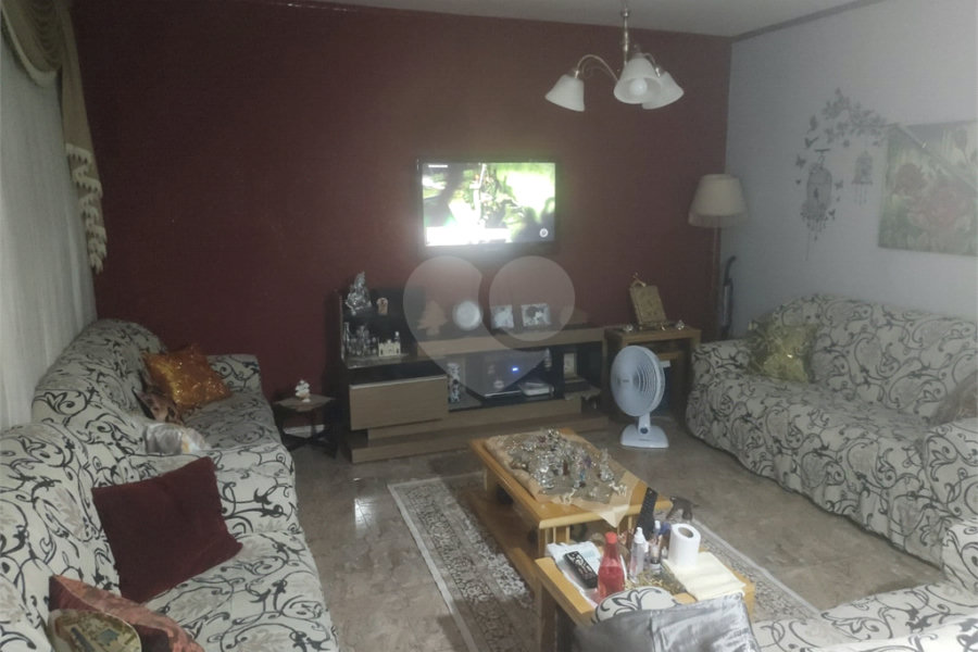 Casa Térrea à venda com 4 quartos, sendo 2 suítes,  em Parque Edu Chaves, São Paulo, SP