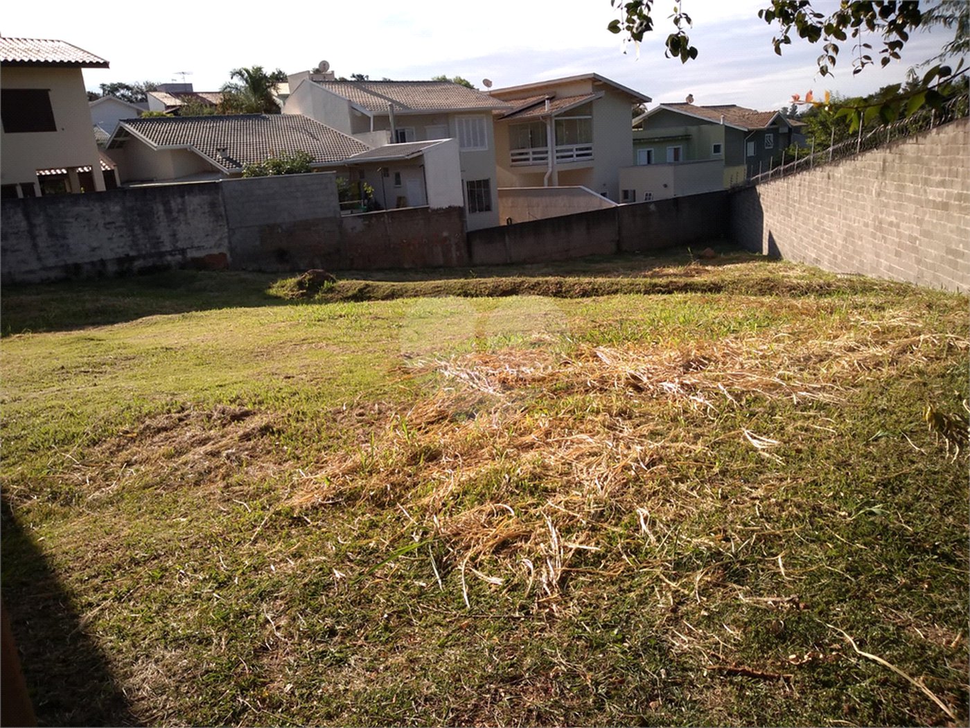 Terreno à venda no condomínio Residencial Grape Village, Vinhedo - SP