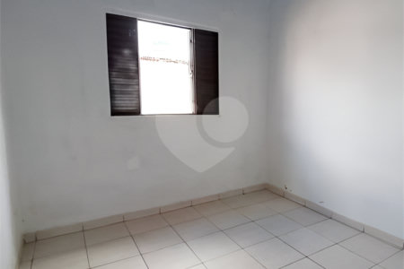 Casa à venda com 3 quartos em Jardim Nova Era, Itapetininga, SP