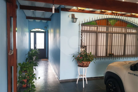 Sobrado à venda com 3 quartos, sendo 1 suíte, em Campo Grande, São Paulo, SP