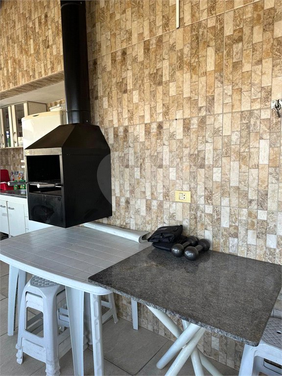 Apartamento à venda com 4 quartos, sendo 1 suíte, em Parque Tomas Saraiva, São Paulo, SP