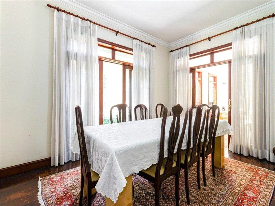 Casa à venda com 4 suítes em Morumbi, São Paulo, SP