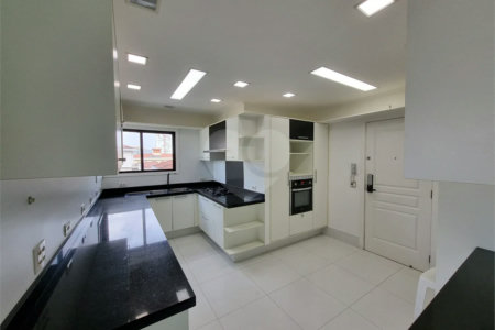 Apartamento à venda com 3 suítes em Vila Paulicéia, São Paulo, SP