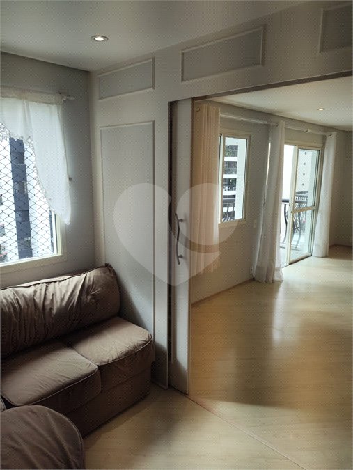 Apartamento à venda com 3 quartos, sendo 1 suíte, em Indianópolis, São Paulo, SP