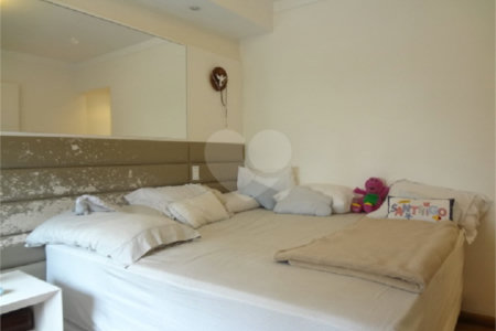 Apartamento à venda com 3 suítes em Alto da Lapa, São Paulo, SP