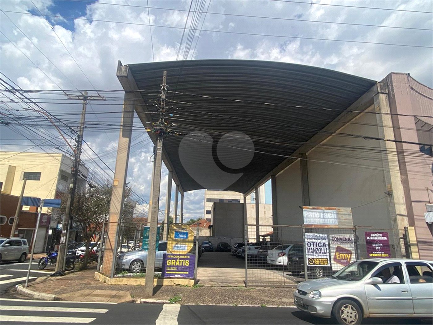 Galpão à venda ou para alugar no Centro, Araraquara, SP