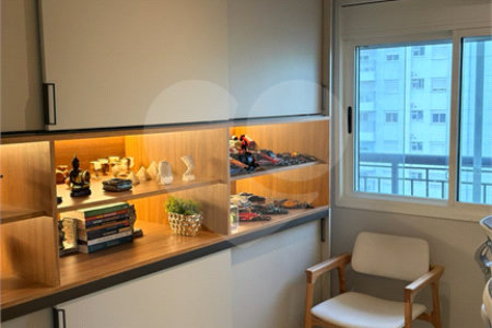 Apartamento à venda com 3 quartos, sendo 1 suíte,  em Jardim Paulista, São Paulo, SP