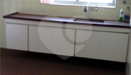 Sobrado à venda com 3 quartos em Saúde, São Paulo, SP