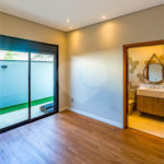 Casa à venda com 3 quartos, sendo 2 suítes, no condomínio Residencial Mont'alcino, Valinhos - SP