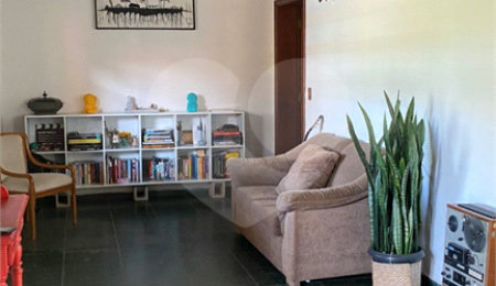 Casa à venda com 3 quartos, sendo 1 suíte, em Pinheirinho, Vinhedo, SP