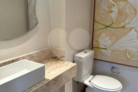 Apartamento à venda com 3 suítes em Aclimação, São Paulo, SP