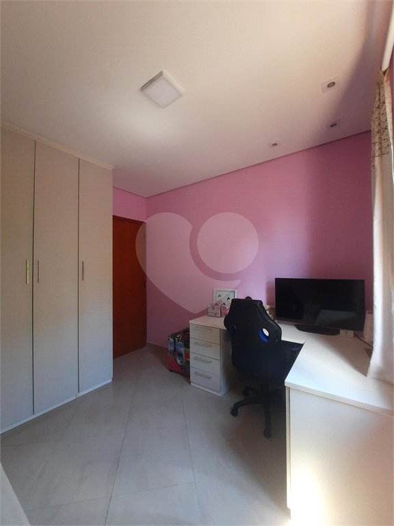 Sobrado à venda com 3 quartos, sendo 1 suíte,  em Jardim Nathalie, Mogi das Cruzes, SP