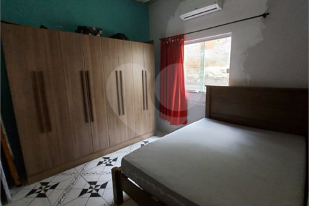 Casa à venda com 3 quartos em Campo Grande, Rio de Janeiro, RJ