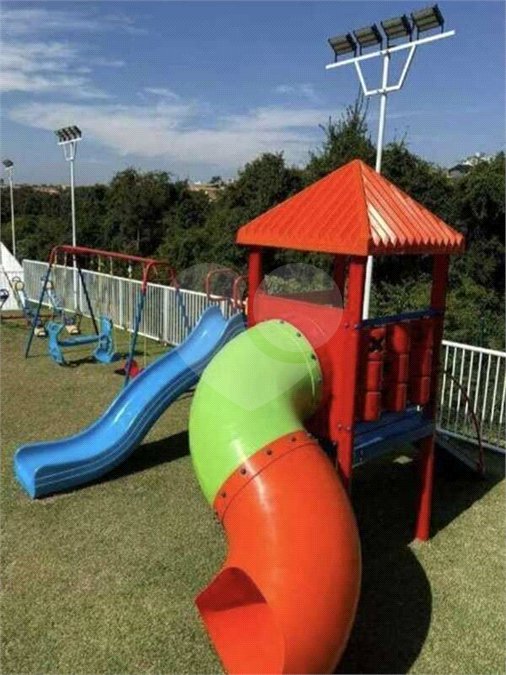 Casa à venda com 3 quartos, sendo 1 suíte,  no condomínio Jardim Park Vista Real, Indaiatuba - SP