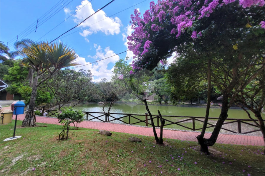 Terreno à venda no condomínio Parque Imperial da Cantareira, Mairiporã - SP