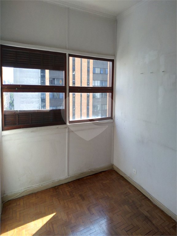 Apartamento à venda com 3 quartos, sendo 1 suíte, em Jardim Paulista, São Paulo, SP
