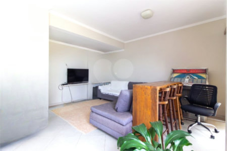 Cobertura à venda com 3 quartos, sendo 1 suíte,  em Pinheiros, São Paulo, SP