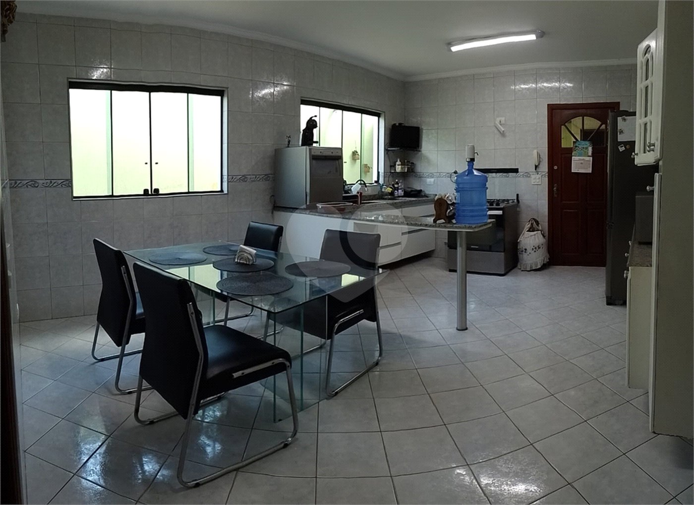 Sobrado à venda com 3 quartos, sendo 1 suíte, em Jardim Regina, São Paulo, SP