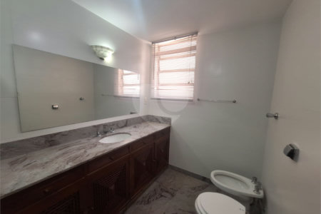 Apartamento à venda com 3 quartos, sendo 1 suíte, em Tijuca, Rio de Janeiro, RJ