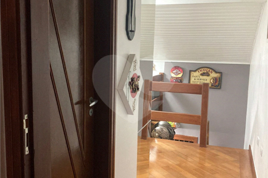 Casa à venda com 3 quartos, sendo 1 suíte, no condomínio Barbará II, São Paulo - SP