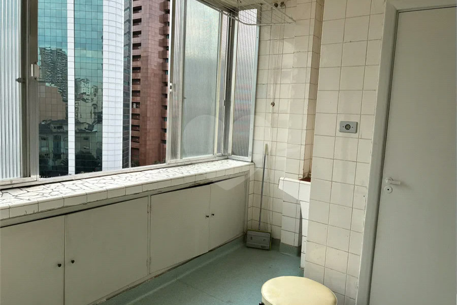 Apartamento à venda com 3 quartos em Paraíso, São Paulo, SP