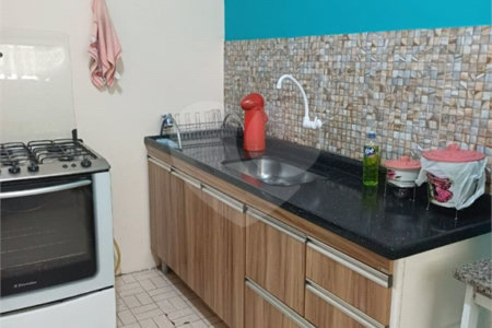 Casa à venda com 4 quartos em Estação, São Roque, SP