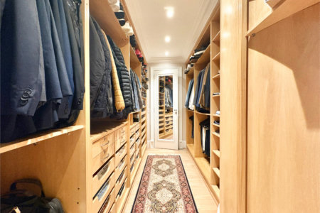 Casa à venda com 5 quartos, sendo 4 suítes, no condomínio Pignatari, São Paulo - SP