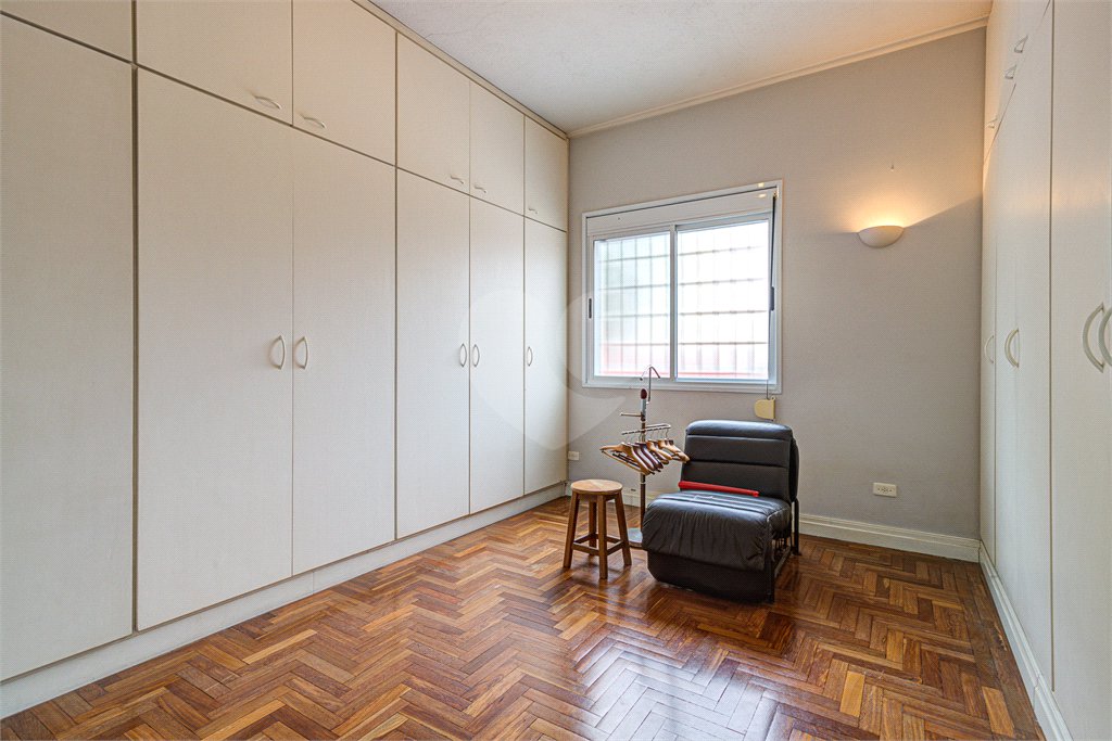 Casa de Vila à venda com 3 quartos, sendo 1 suíte,  em Granja Julieta, São Paulo, SP