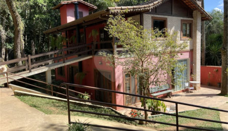 Casa à venda com 6 suítes em Serra da Cantareira, Mairiporã, SP