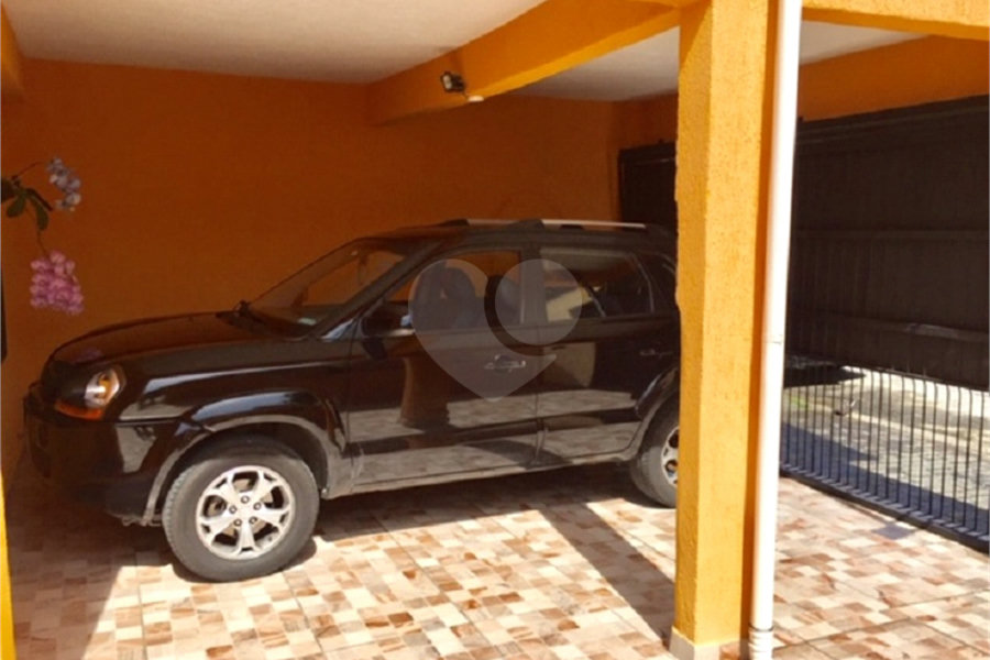 Sobrado à venda com 3 quartos, sendo 1 suíte, em Vila Albertina, São Paulo, SP