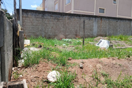 Casa à venda com 2 quartos, sendo 1 suíte, em Jardim das Palmeiras, Atibaia, SP