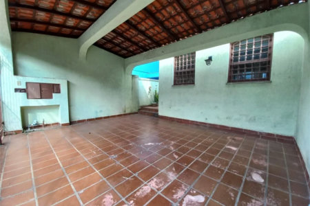 Casa à venda com 3 quartos, sendo 1 suíte, em Jardim das Vertentes, São Paulo, SP