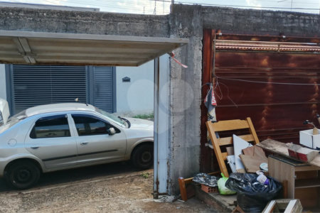 Casa à venda com 2 quartos, sendo 1 suíte, em Jardim Adalberto Frederico de Oliveira Roxo I, Araraquara, SP