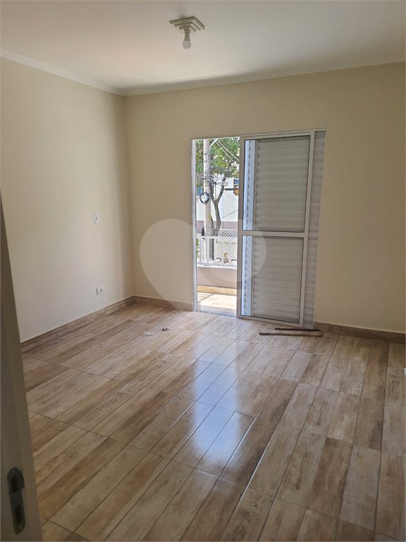 Sobrado à venda com 2 quartos em Vila Romero, São Paulo, SP
