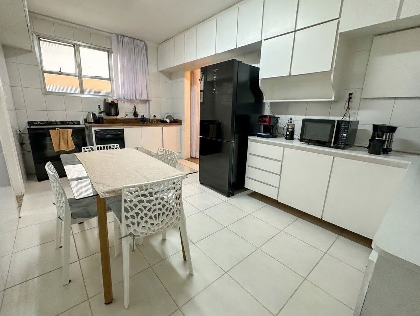Apartamento com 3 dormitórios à venda, 139 m² por R$ 920.000,00 - Marapé - Santos/SP