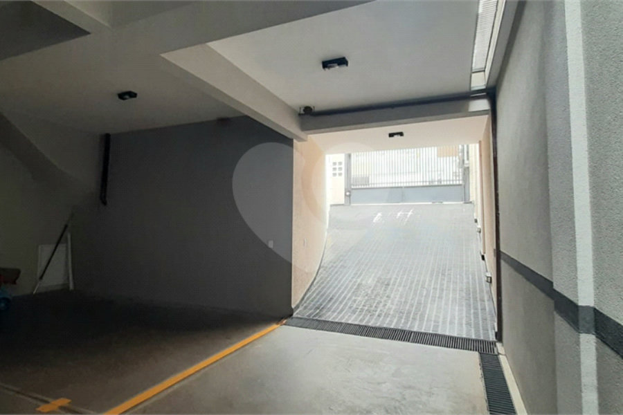 Casa à venda com 3 quartos, sendo 1 suíte, no condomínio Residencial Gran Veiga, São Paulo - SP