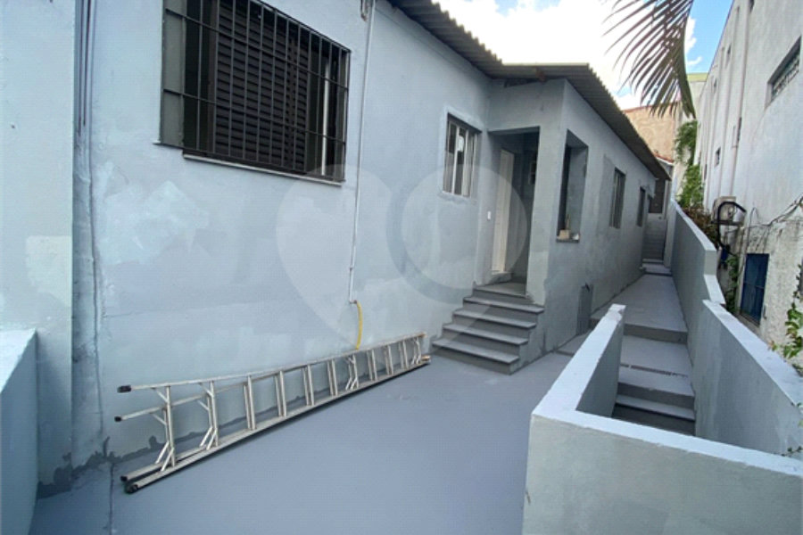 Casa à venda com 3 quartos em Carandiru, São Paulo, SP