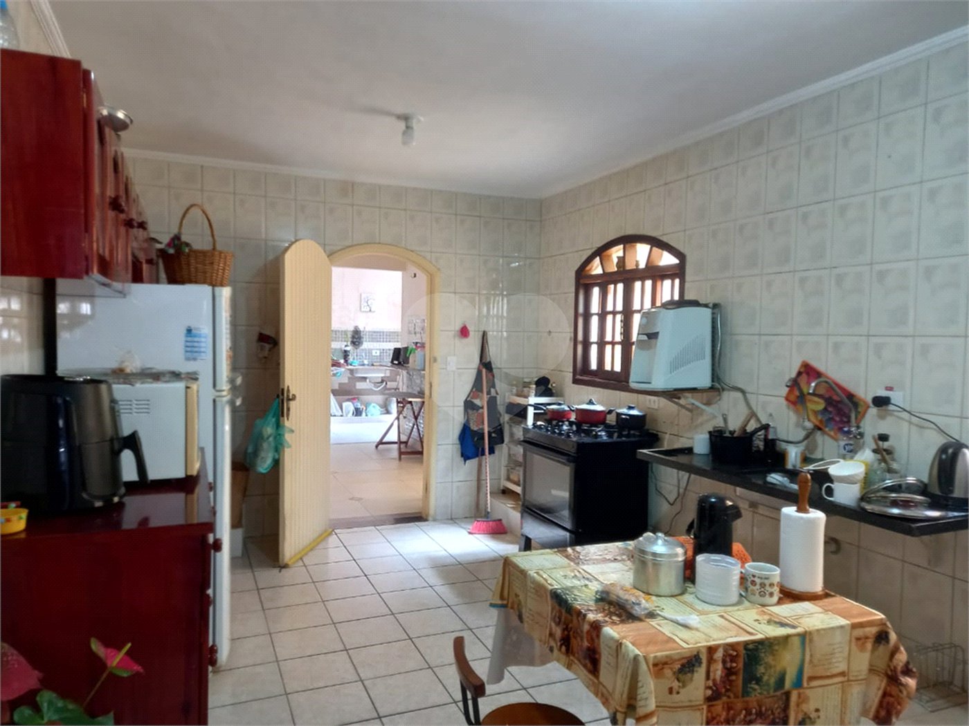 Sobrado à venda com 3 quartos, sendo 1 suíte, em Tremembé, São Paulo, SP