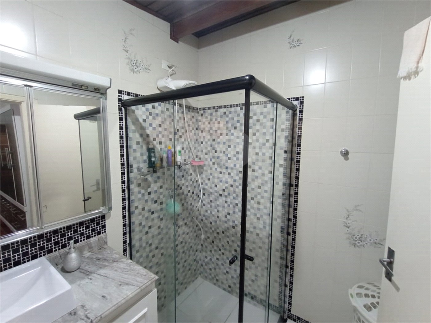 Casa à venda com 4 quartos, sendo 3 suítes,  no Centro, Itapetininga, SP