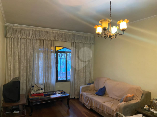 Sobrado à venda com 3 quartos, sendo 1 suíte,  em Horto Florestal, São Paulo, SP