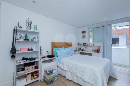 Casa à venda com 4 suítes no condomínio Bauhaus Village, São Paulo - SP
