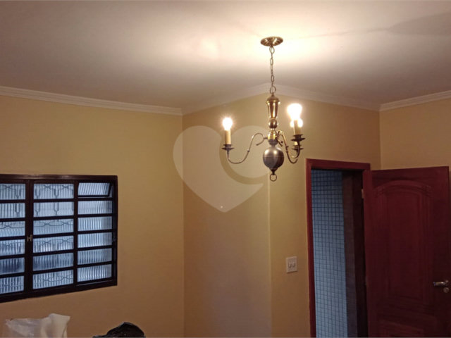 Sobrado à venda com 2 quartos em Santana, São Paulo, SP