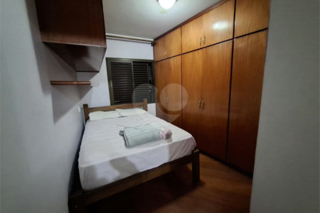 Sobrado à venda com 3 quartos, sendo 1 suíte, em Vila Maria Alta, São Paulo, SP