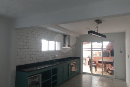 Sobrado à venda com 3 quartos, sendo 1 suíte, em Jardim Japão, São Paulo, SP