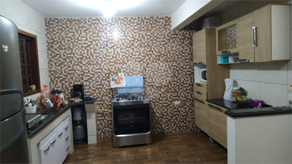 Casa à venda com 1 quarto em Água Vermelha, Poá, SP