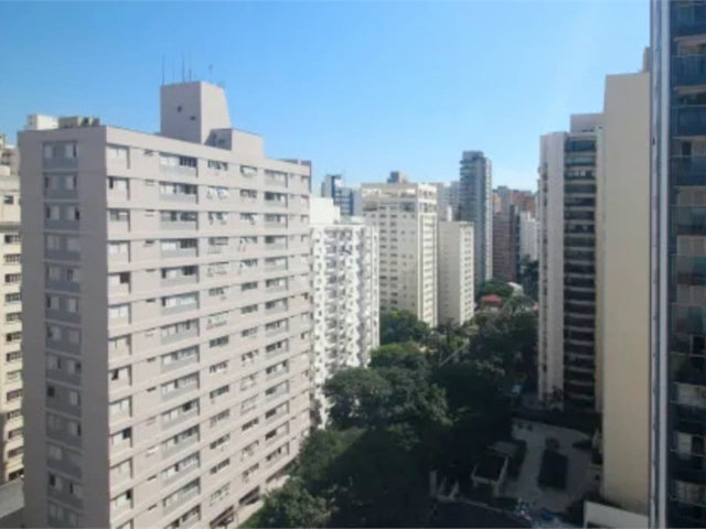 Apartamento à venda com 3 quartos em Moema, São Paulo, SP
