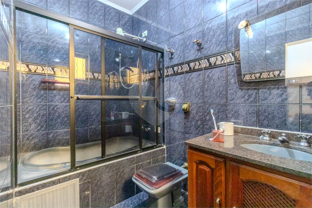 Casa à venda com 3 quartos, sendo 2 suítes, em Vila Matilde, São Paulo, SP