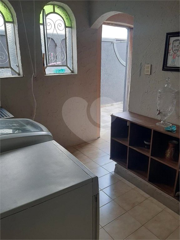 Sobrado à venda com 4 quartos, sendo 2 suítes, em Tremembé, São Paulo, SP
