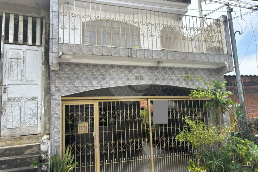 Sobrado à venda com 4 quartos em Tremembé, São Paulo, SP